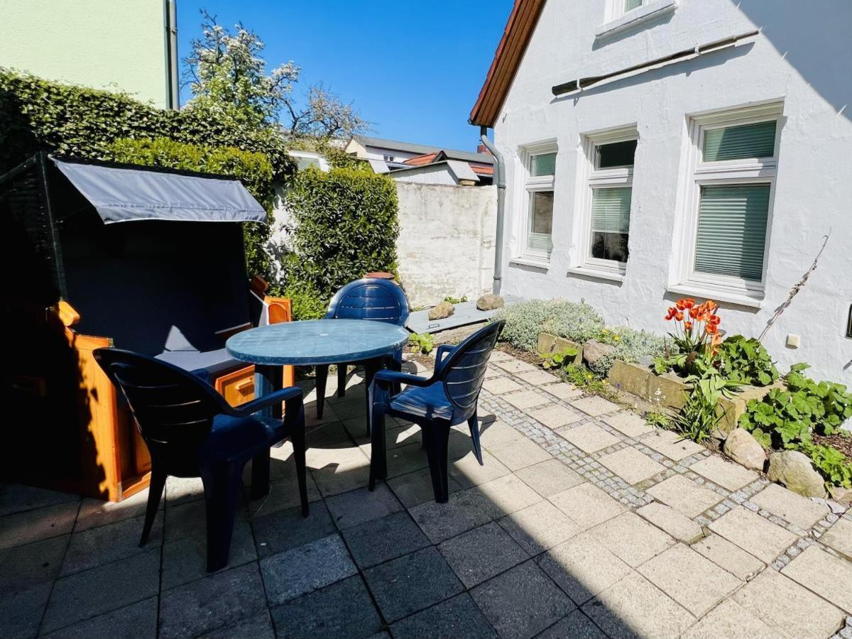 Kapitaenshaus Villa Rostock Exterior foto